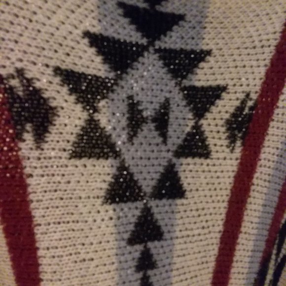 Native American Style poncho, plus size - Picture 3 of 5